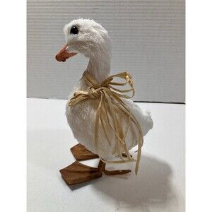 White Bottlebrush Duck Easter Spring Farmhouse Cottage Core Wicker Bird
